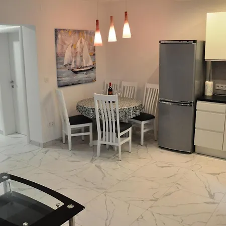 Niko Apartment *