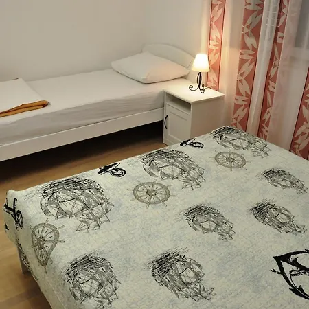 Apartment Niko Bol