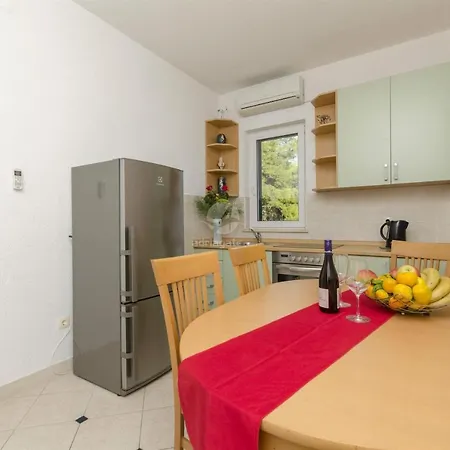 Apartment Niko *